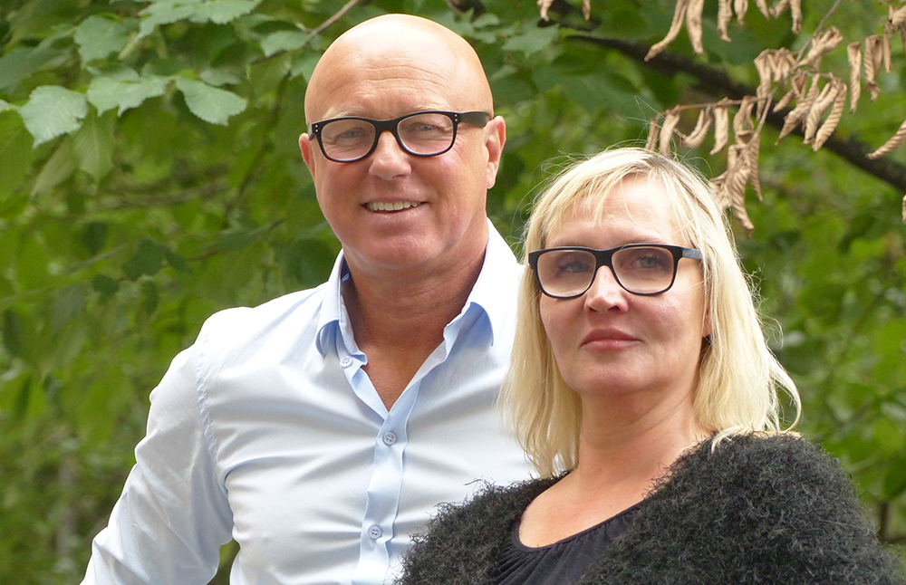 Ulf Myrstedts och Chris Magale Bremarks egna erfarenheter som konsulter är vägledande för Sveriges Socionomkonsulter.
